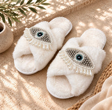 Load image into Gallery viewer, Eye Slippers