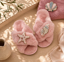 Load image into Gallery viewer, Sea Shell Slippers
